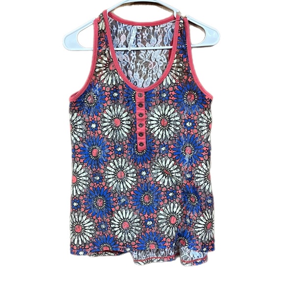 Adiktd Tops - 🇺🇸 Floral Lace Top